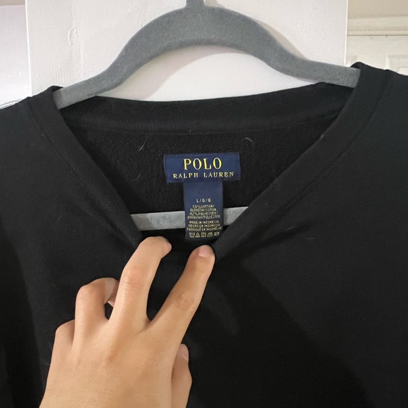 vinatge polo sweater - Picture 2 of 3